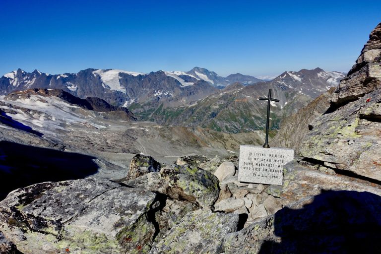 Lire la suite à propos de l’article Punta Rabuigne 3261 m