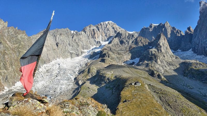 Lire la suite à propos de l’article Aiguille du Chatelet et refuge Monzino