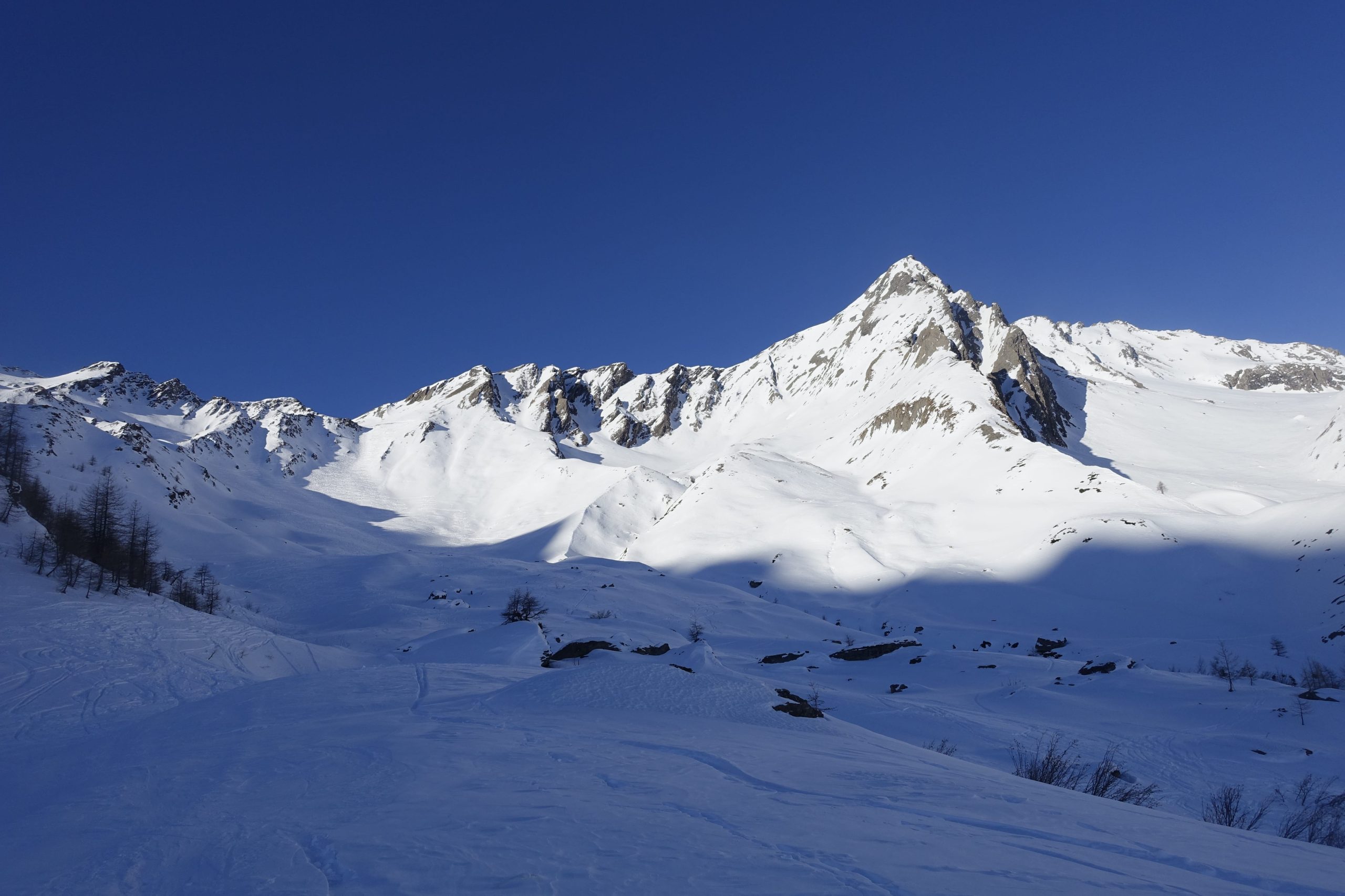 Lire la suite à propos de l’article Costa Serena pt 2785m