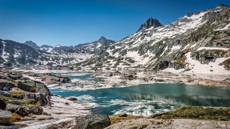 Lire la suite à propos de l’article Haute route des Pyrénées