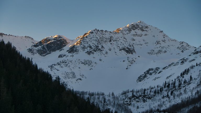 Lire la suite à propos de l’article Mont Colmet 3014m (face Nord)