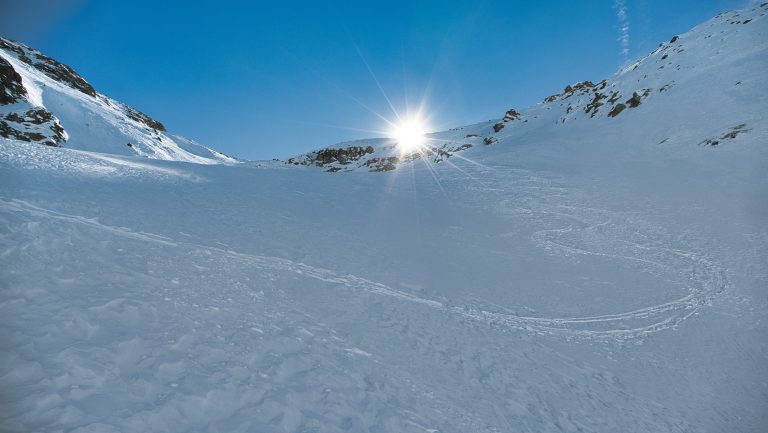 Lire la suite à propos de l’article Bivouac Testafochi 2688m